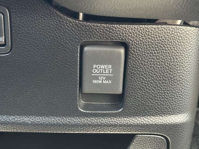 ホンダ Ｎ　ＢＯＸ カスタム ６６０ Ｌ ターボ スタイルプラス ブラック R5年 (東海) 99