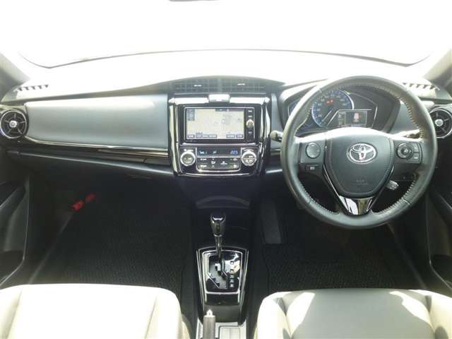 トヨタ カローラフィールダー　ハイブリッド １．５ ハイブリッド Ｇ Ｗ×Ｂ H30年 () 99