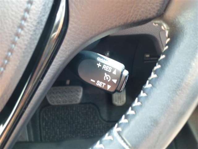 トヨタ カローラフィールダー　ハイブリッド １．５ ハイブリッド Ｇ Ｗ×Ｂ H30年 () 99