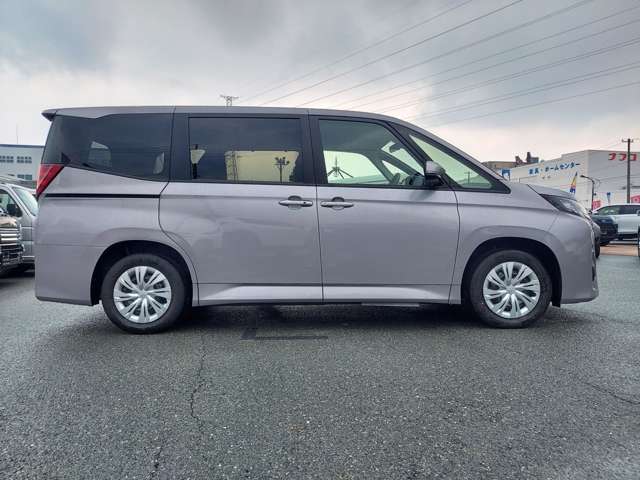 トヨタ ノア １．８ ハイブリッド Ｘ R7年 (九州・沖縄) 99