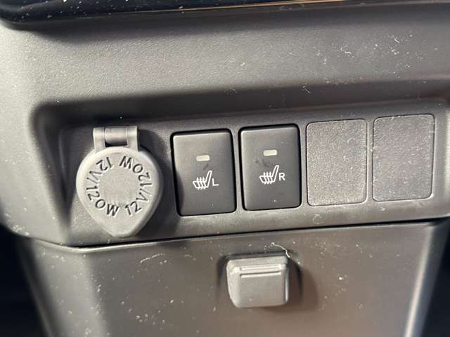 トヨタ ルーミー １．０ カスタム Ｇ R7年 (九州・沖縄) 99