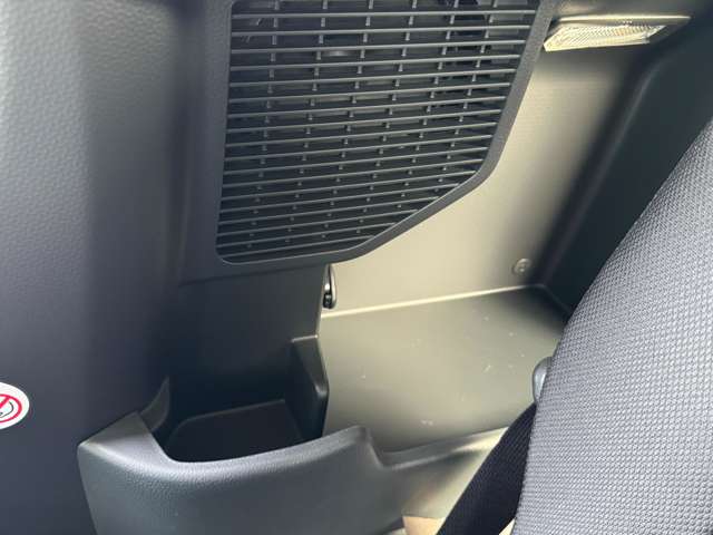 トヨタ ルーミー １．０ カスタム Ｇ R7年 (九州・沖縄) 99