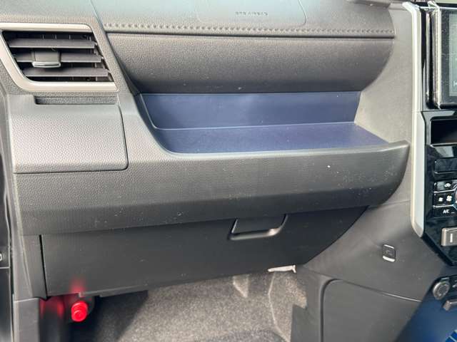 トヨタ ルーミー １．０ カスタム Ｇ R7年 (九州・沖縄) 99