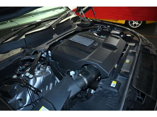 ランドローバー レンジローバー ＳＶＲ （５．０リッター ５７５ＰＳ） ４ＷＤ R2年 (関東) 99