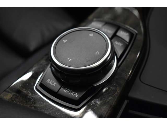 ＢＭＷ ３シリーズ ３２０Ｉ Ｍスポーツ H28年 (関東) 99