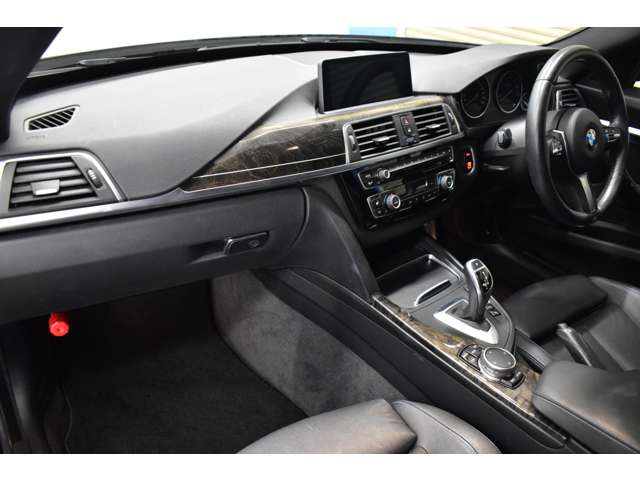 ＢＭＷ ３シリーズ ３２０Ｉ Ｍスポーツ H28年 (関東) 99