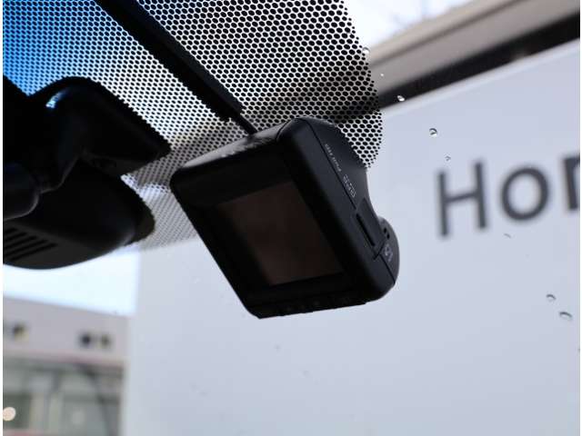 ホンダ フリード　ハイブリッド １．５ ハイブリッド ＥＸ H30年 (関東) 99