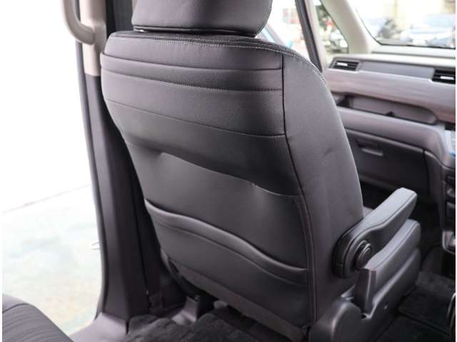 ホンダ フリード　ハイブリッド １．５ ハイブリッド ＥＸ H30年 (関東) 99