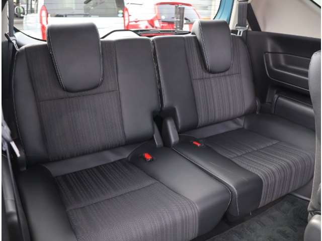 ホンダ フリード　ハイブリッド １．５ ハイブリッド ＥＸ H30年 (関東) 99