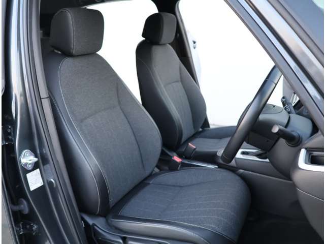 ホンダ フィット　ハイブリッド １．５ Ｅ：ＨＥＶ ホーム R4年 (関東) 99