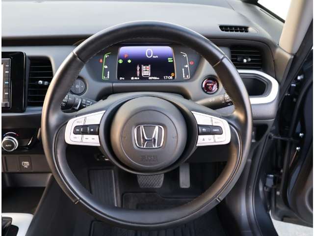 ホンダ フィット　ハイブリッド １．５ Ｅ：ＨＥＶ ホーム R4年 (関東) 99