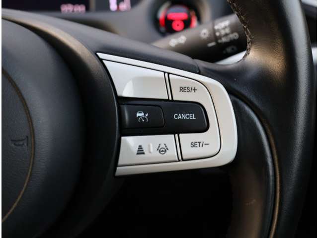 ホンダ フィット　ハイブリッド １．５ Ｅ：ＨＥＶ ホーム R4年 (関東) 99