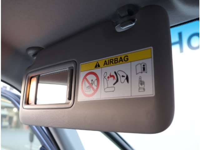 ホンダ フィット　ハイブリッド １．５ Ｅ：ＨＥＶ ホーム R4年 (関東) 99