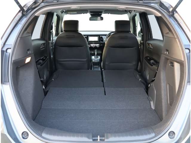 ホンダ フィット　ハイブリッド １．５ Ｅ：ＨＥＶ ホーム R4年 (関東) 99