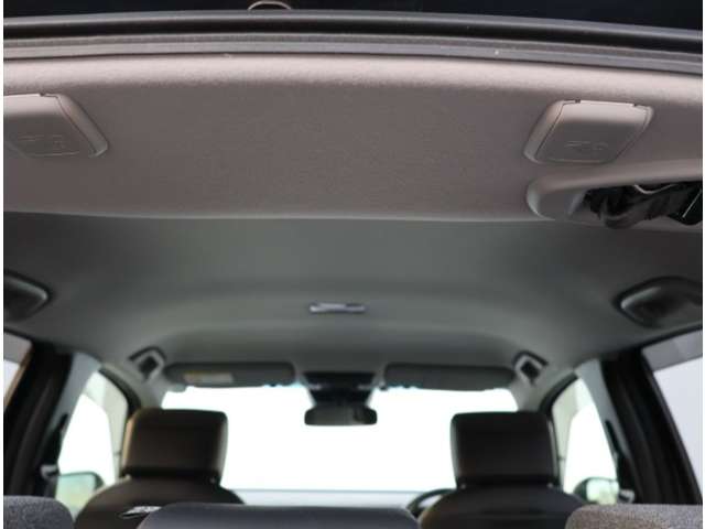 ホンダ フィット　ハイブリッド １．５ Ｅ：ＨＥＶ ホーム R4年 (関東) 99