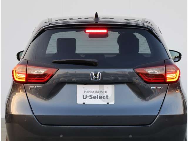 ホンダ フィット　ハイブリッド １．５ Ｅ：ＨＥＶ ホーム R4年 (関東) 99
