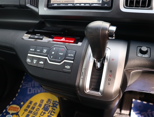 ホンダ ステップワゴン　スパーダ ２．０ スパーダ Ｚ H22年 (関東) 99