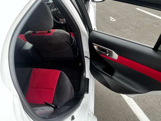 レクサス ＣＴ２００ｈ Ｆスポーツ H28年 (東海) 99