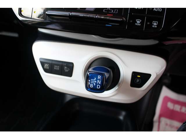 トヨタ プリウス １．８ Ｓ H29年 (関東) 99