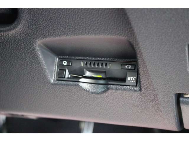 トヨタ プリウス １．８ Ｓ H29年 (関東) 99