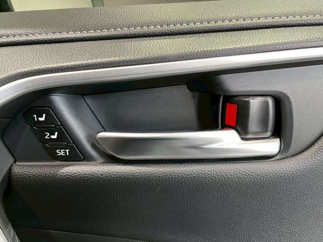 トヨタ ＲＡＶ４ ２．５ ハイブリッド Ｇ Ｅ－ＦＯＵＲ ４ＷＤ R2年 (近畿) 99