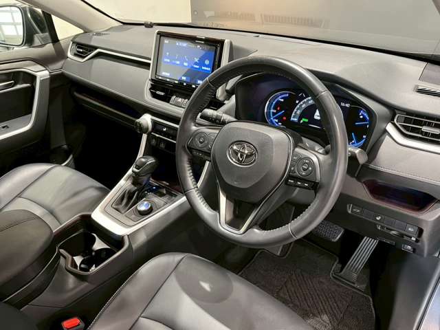 トヨタ ＲＡＶ４ ２．５ ハイブリッド Ｇ Ｅ－ＦＯＵＲ ４ＷＤ R2年 (近畿) 99