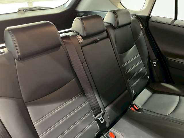 トヨタ ＲＡＶ４ ２．５ ハイブリッド Ｇ Ｅ－ＦＯＵＲ ４ＷＤ R2年 (近畿) 99