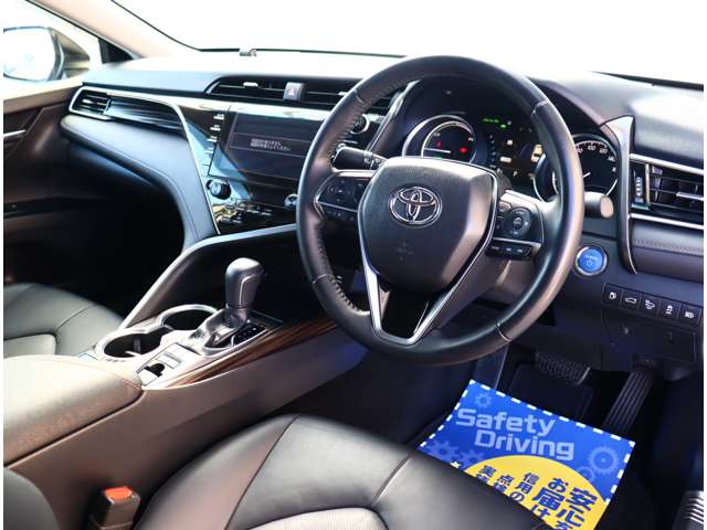 トヨタ カムリ ２．５ Ｇ レザーパッケージ H30年 (関東) 99