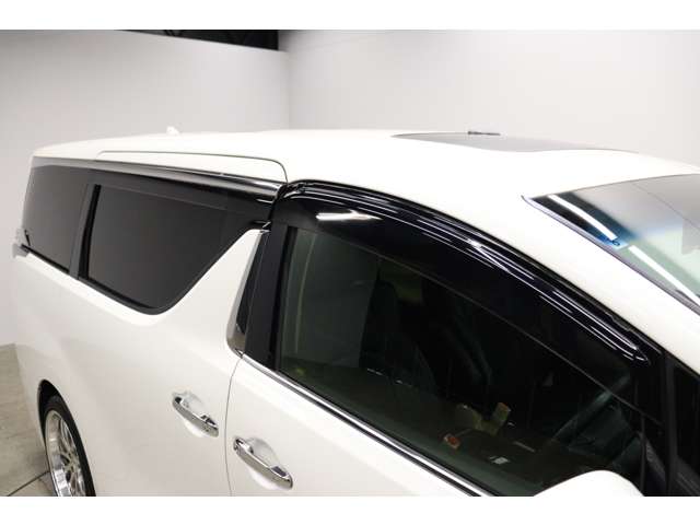 トヨタ ヴェルファイア ２．５ Ｘ R1年 (東海) 99