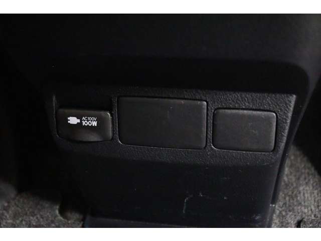 トヨタ ヴェルファイア ２．５ Ｘ R1年 (東海) 99