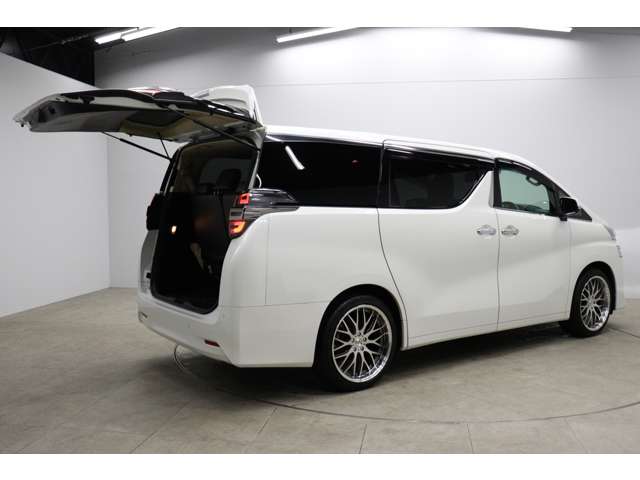 トヨタ ヴェルファイア ２．５ Ｘ R1年 (東海) 99