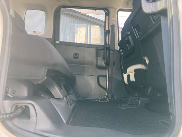 トヨタ タンク １．０ カスタム Ｇ－Ｔ H29年 (東北) 99