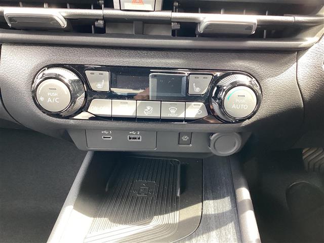 日産 ノートオーラ １．２ ＡＵＴＥＣＨ R6年 () 99