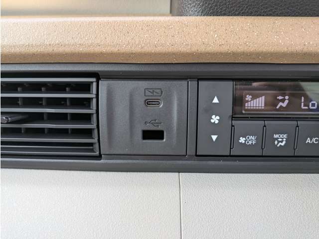 ホンダ Ｎ　ＢＯＸ ６６０ R6年 (関東) 99