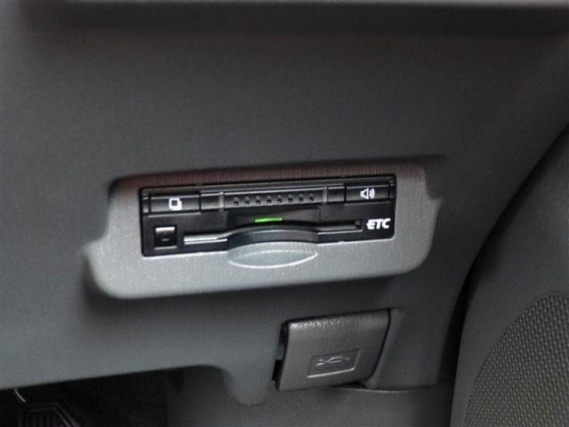 トヨタ プリウスΑ プリウスアルファ Ｓツーリング H24年 (東北) 99