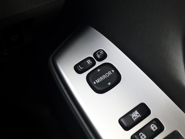 トヨタ プリウスΑ プリウスアルファ Ｓツーリング H24年 (東北) 99