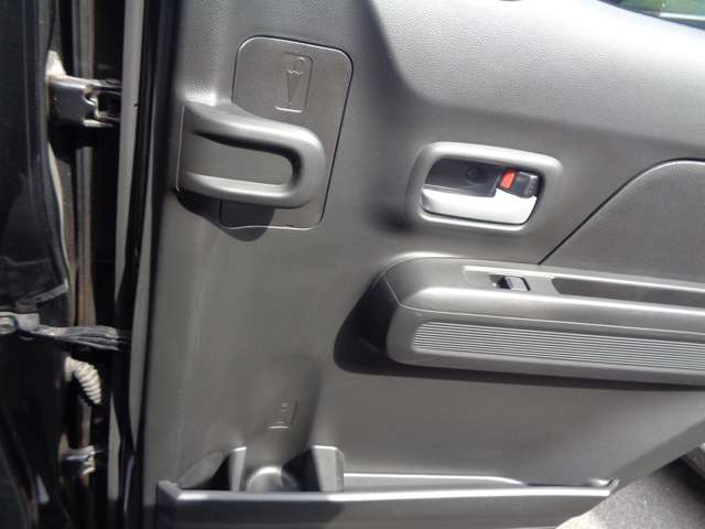 スズキ ワゴンＲ ６６０ ハイブリッド ＦＺ セーフティパッケージ装着車 H29年 (中国) 99