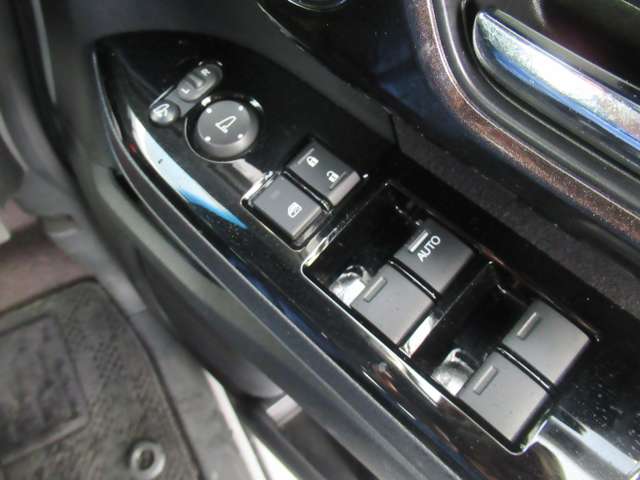 ホンダ Ｎ　ＢＯＸ カスタム ６６０ Ｇ Ｌ ホンダセンシング R1年 (東北) 99