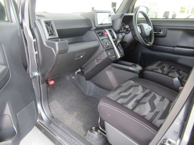 ダイハツ タフト ６６０ Ｇ ダーククロム ベンチャー R5年 (東北) 99