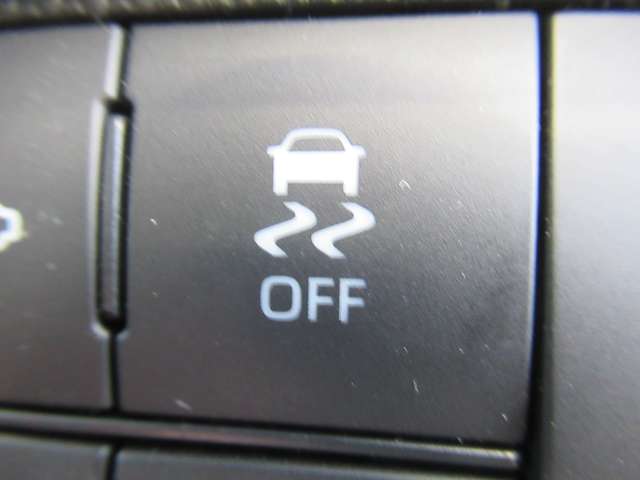 ダイハツ タフト ６６０ Ｇ ダーククロム ベンチャー R5年 (東北) 99