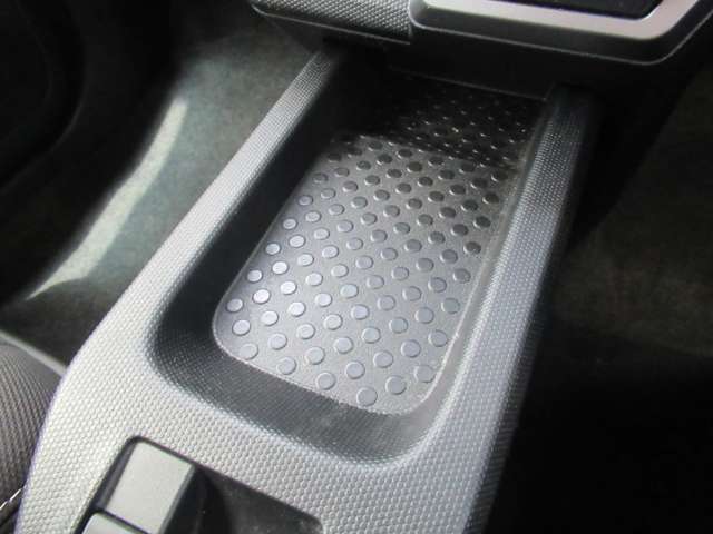 ダイハツ タフト ６６０ Ｇ ダーククロム ベンチャー R5年 (東北) 99