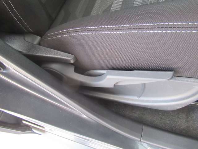 ダイハツ タフト ６６０ Ｇ ダーククロム ベンチャー R5年 (東北) 99