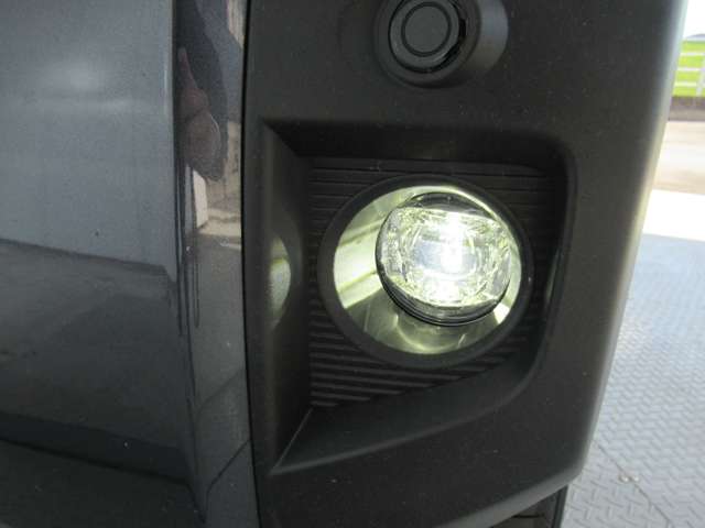 ダイハツ タフト ６６０ Ｇ ダーククロム ベンチャー R5年 (東北) 99