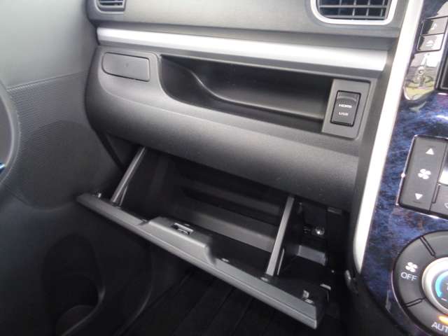 ダイハツ タント ６６０ カスタム ＲＳ トップエディション ＳＡＩＩ H28年 (中国) 99