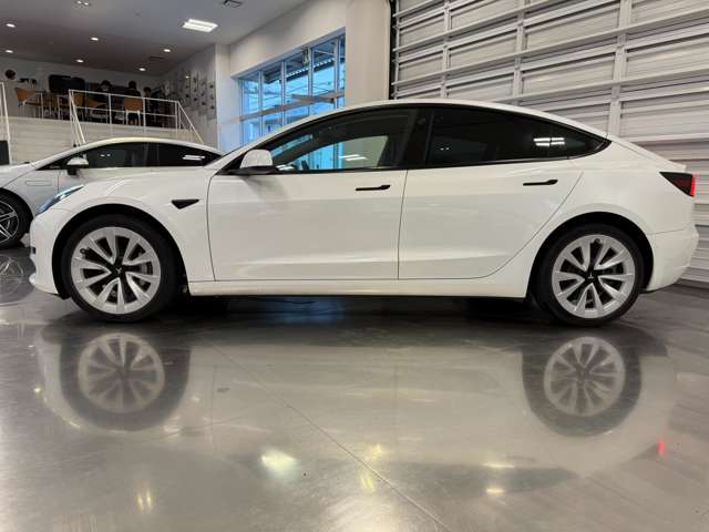 テスラ モデル３ ロングレンジ R3年 (関東) 99