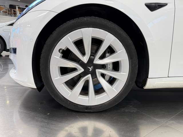 テスラ モデル３ ロングレンジ R3年 (関東) 99