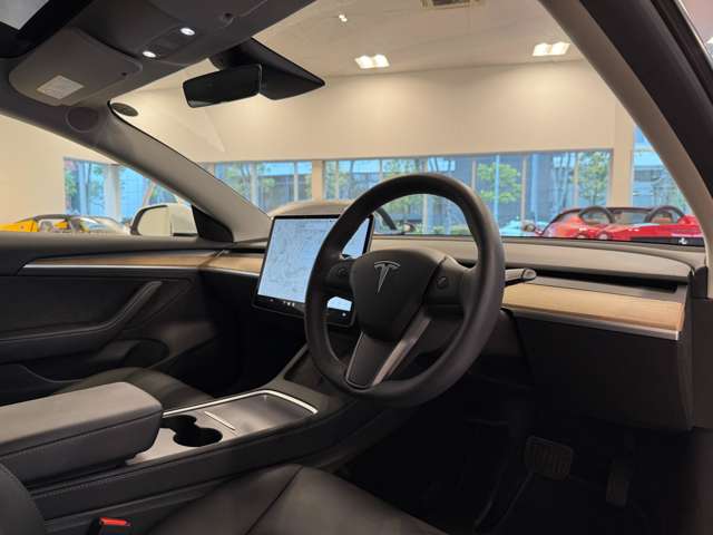 テスラ モデル３ ロングレンジ R3年 (関東) 99