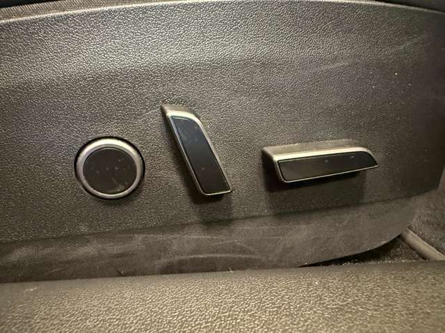 テスラ モデル３ ロングレンジ R3年 (関東) 99