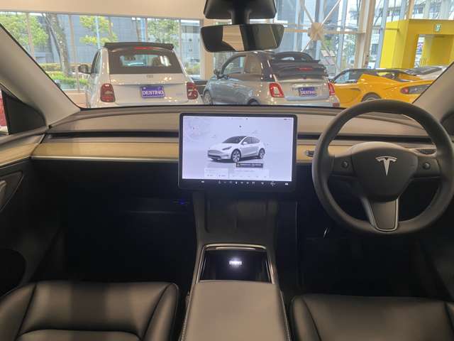 テスラ モデルＹ ＲＷＤ R5年 (関東) 99