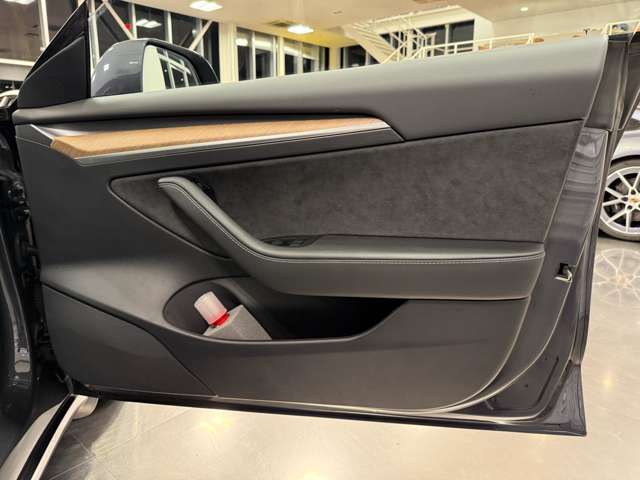 テスラ モデル３ スタンダードレンジプラス R3年 (関東) 99